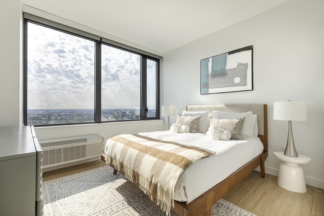 Deedee'S Sky Rise Apartments At Newport II Джерсі-Сіті Екстер'єр фото