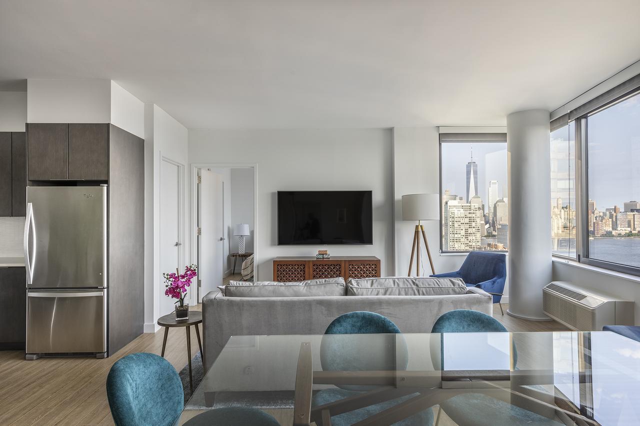 Deedee'S Sky Rise Apartments At Newport II Джерсі-Сіті Екстер'єр фото